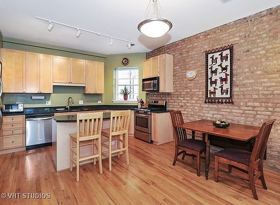 3rd image of 2435 N Kedzie Blvd #2