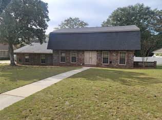 2015 Stonebridge Rd, Dothan, AL 36301