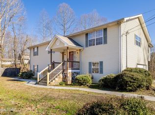 12200 Yarnell Rd, Knoxville, TN 37932