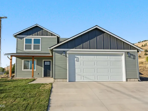 6001 Dove Hollow Dr, Klamath Falls, OR 97603