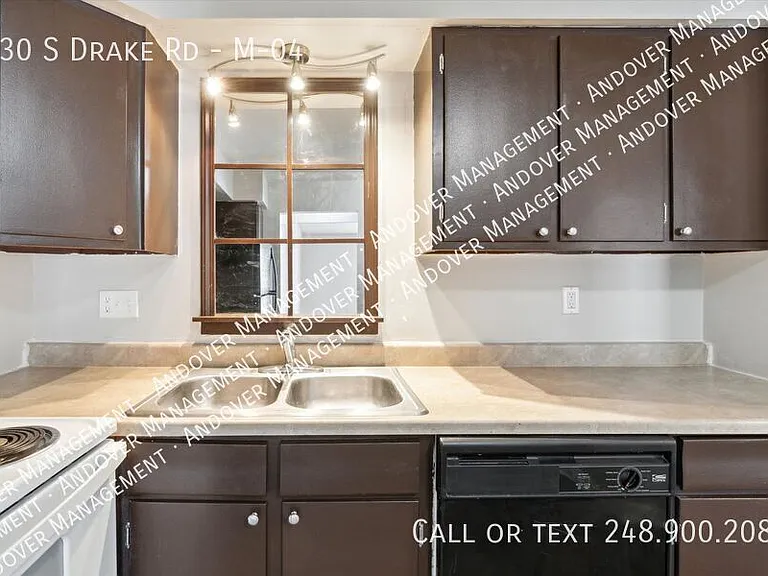 330 S Drake Rd #M-04 — Photo 51