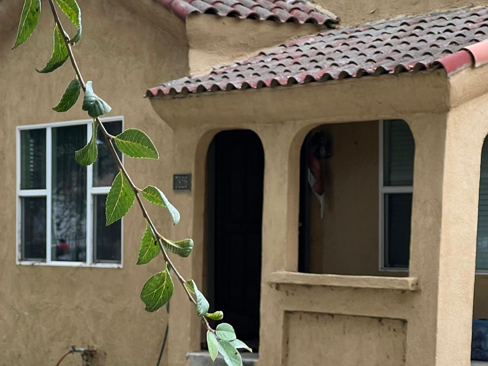 1st image of 7826 La Salle Ave