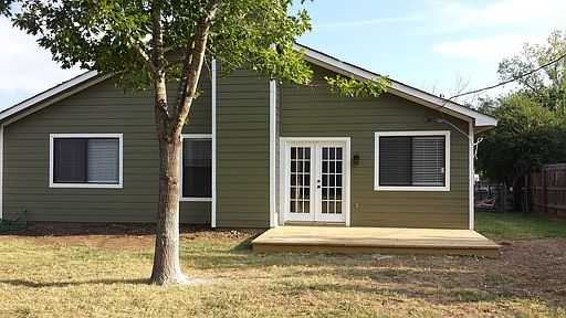 4th image of 1106 Ferndale Dr