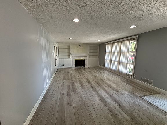 4th image of 3520 Huon Dr