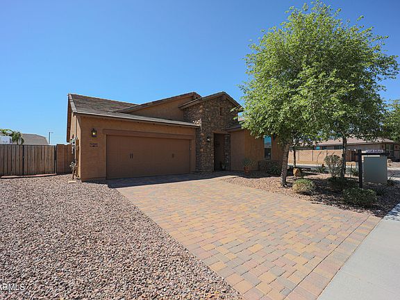 2nd image of 18569 W Mackenzie Dr