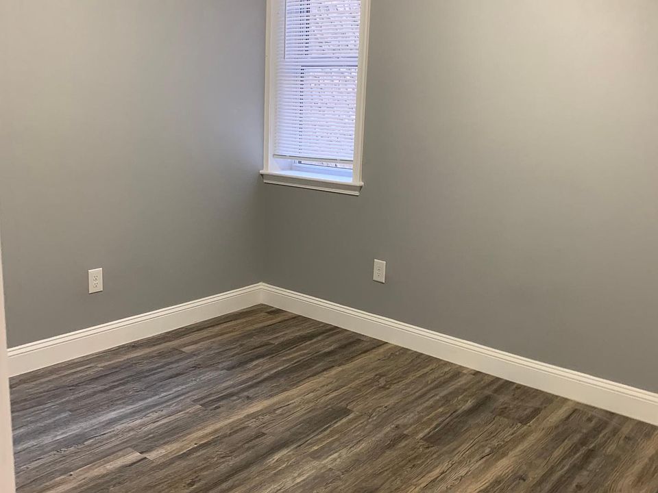 1st image of 2229 S 5th St Floor 1
