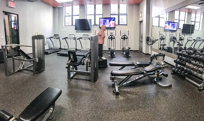 Rented by Manhattan Management LLC | media 50