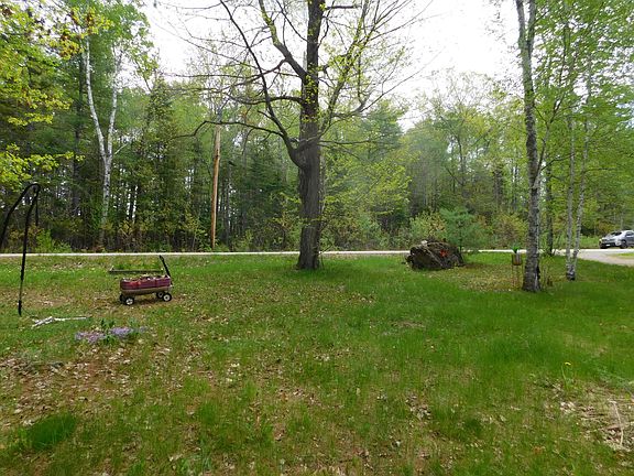 5th image of 46 Robichaud Road