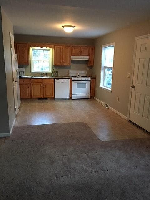 Living room & kitchen