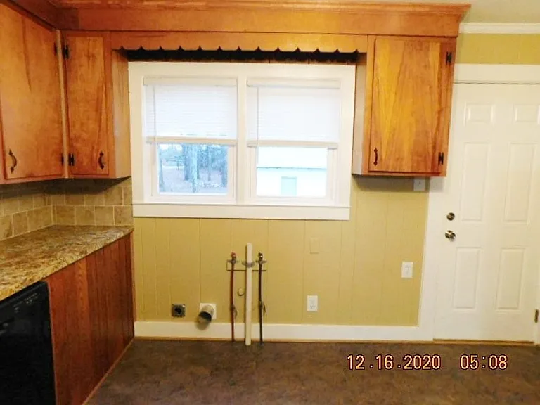 2955 Beatty Rd — Photo 7