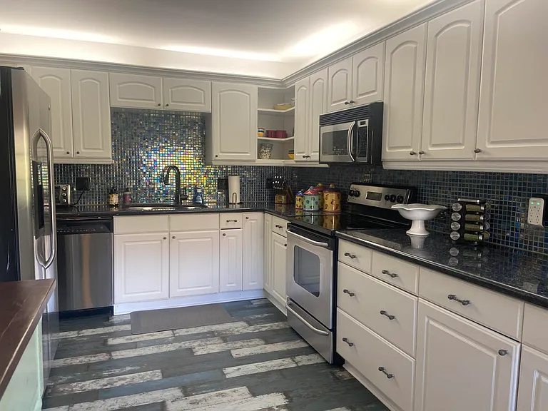 364 Prestwick Cir #4 — Photo 11