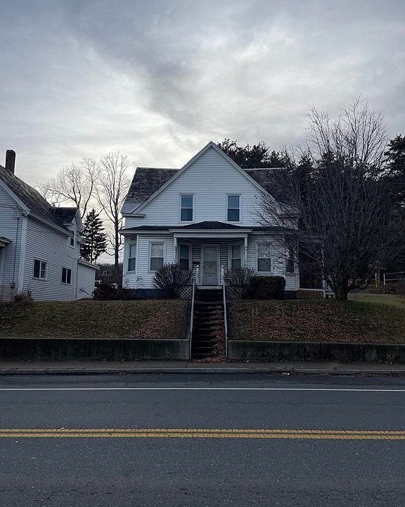 1207 Water St, Fitchburg, MA 01420 Zillow