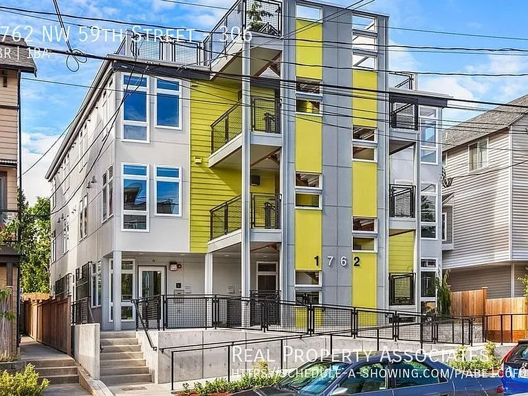 1762 NW 59th St #306 — Photo 1