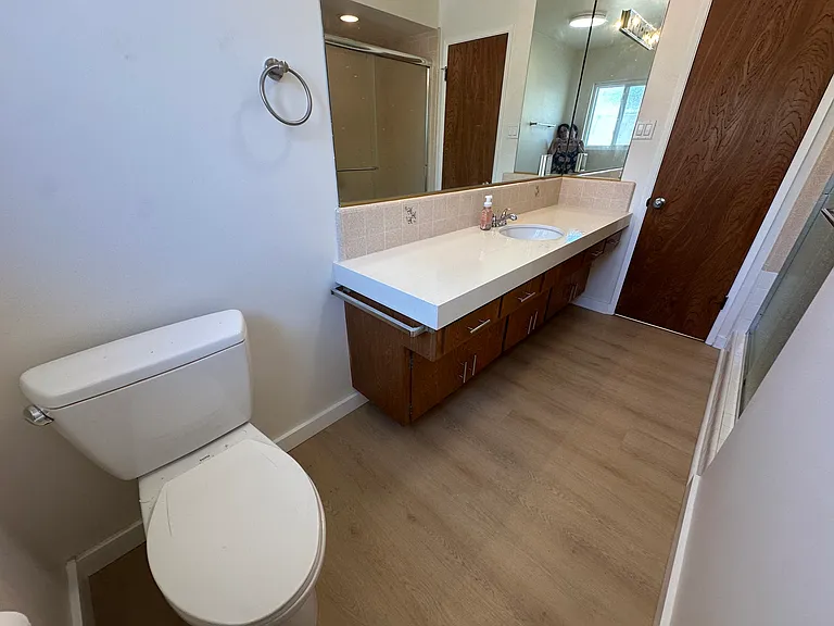 1300 Oak Ave — Photo 18