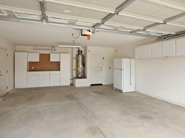 2571 Ponderosa Dr, Lodi, CA 95242
