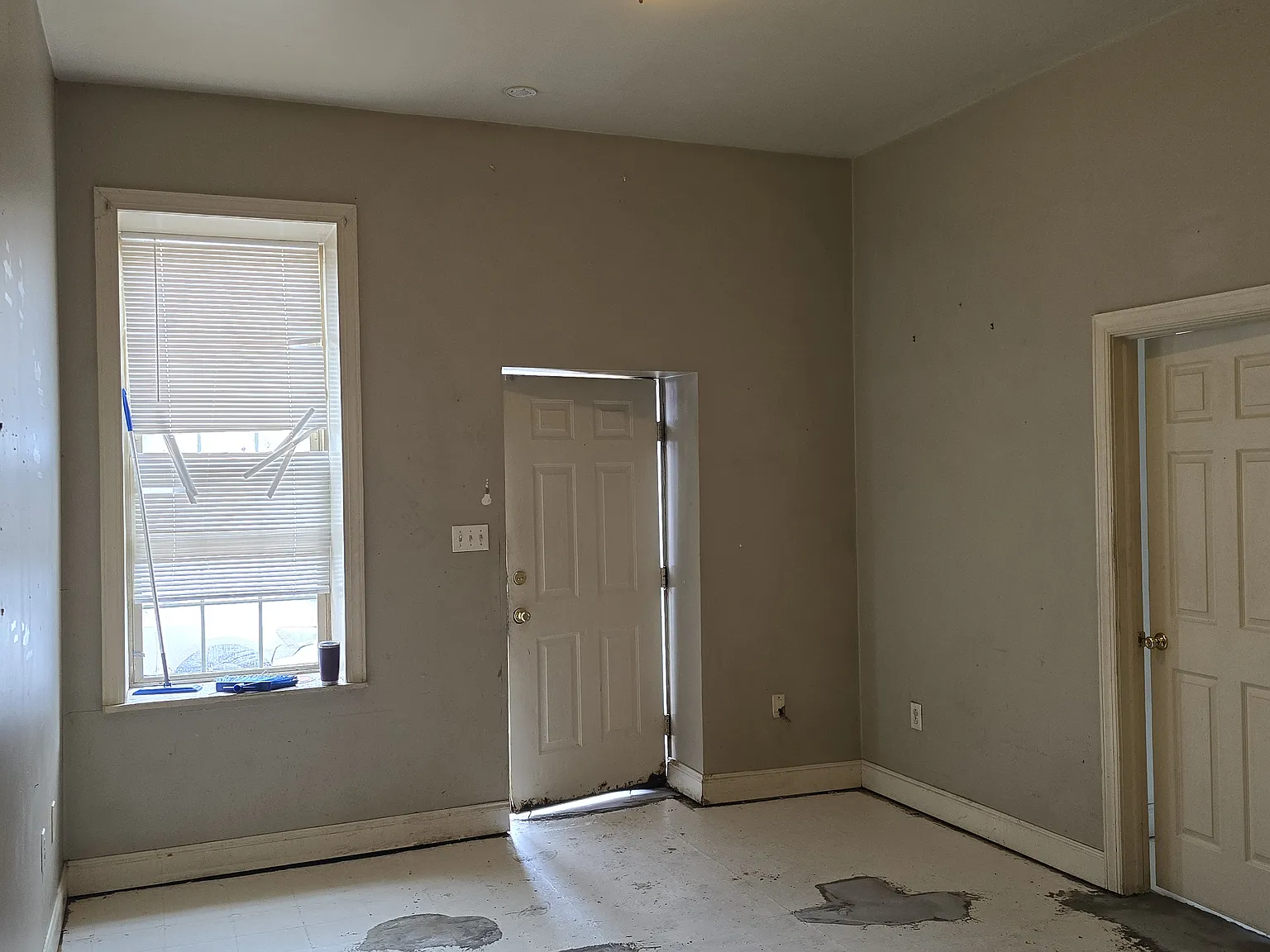 138 S 3rd St — Photo 2