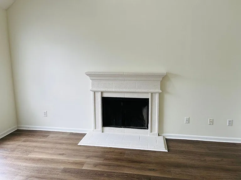 4037 Ravenwood Ct — Photo 15