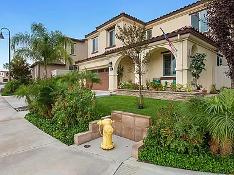 4260 Calle Del Vis — Photo 2