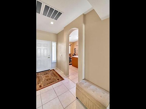 4th image of 5007 S Lantana Ln