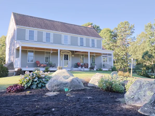 27 Packet Drive, Dennis, MA 02638