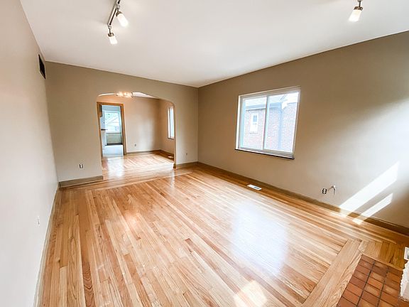 4th image of 6604 Buckingham Pl