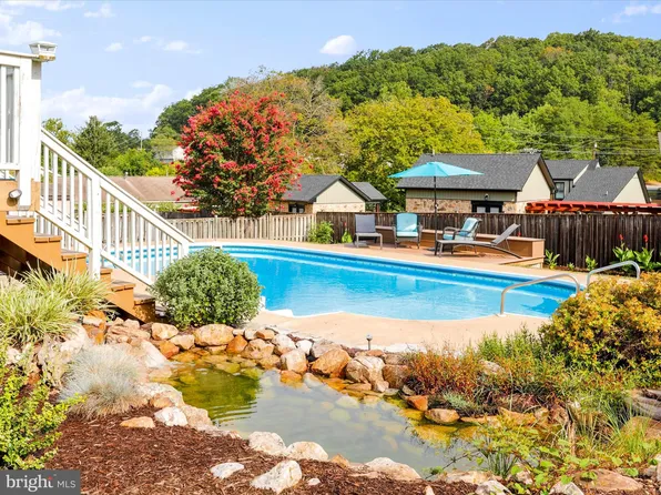 1170 Elm St, Front Royal, VA 22630