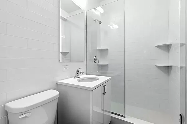 Rented by Greystar | media 5