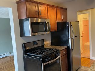 1511 7th St W #8, Saint Paul, MN 55102