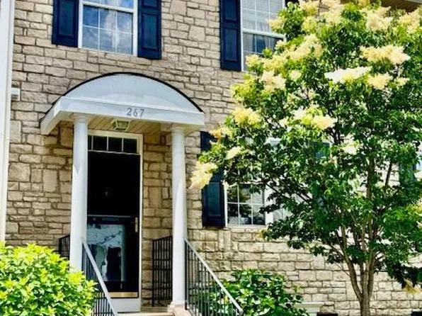 267 Oxford Oak Dr, Blacklick, OH 43004