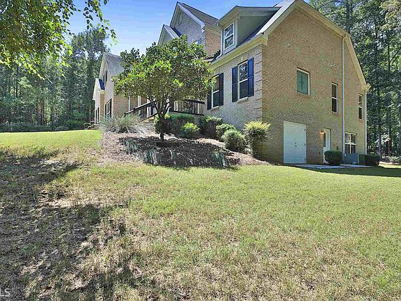 3rd image of 895 Huiet Dr #294