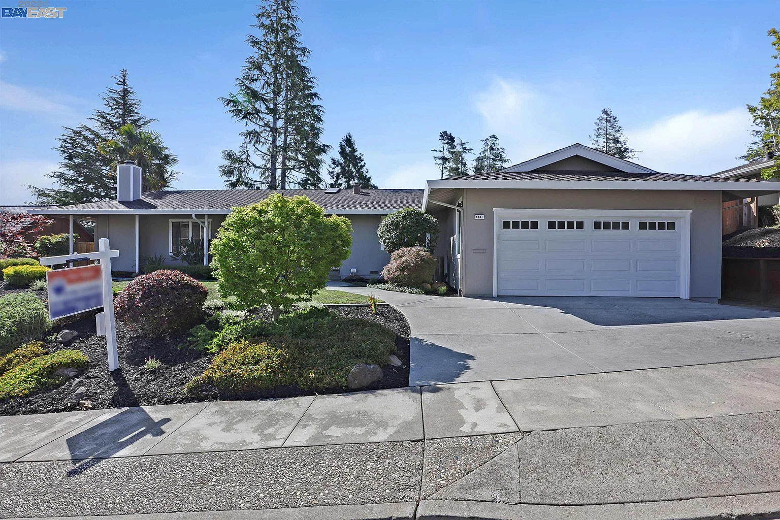 4337 Arcadian Dr photo 1