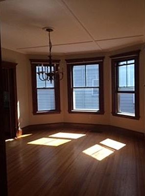 4th image of 24-26 Essex Ave Unit 1