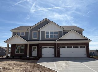 1260 Thornwood Dr, Greenwood, IN 46143