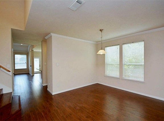 5th image of 3802 Pimlico Point