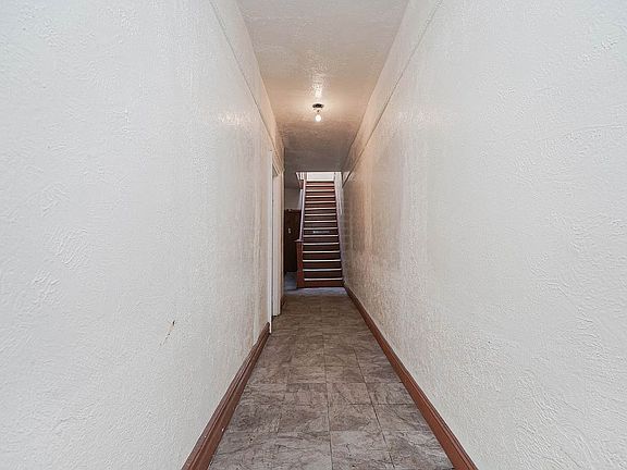 2nd image of 20 Brighton 4 Ter