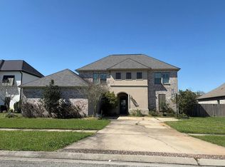18616 Lake Harbor Ln, Prairieville, LA 70769