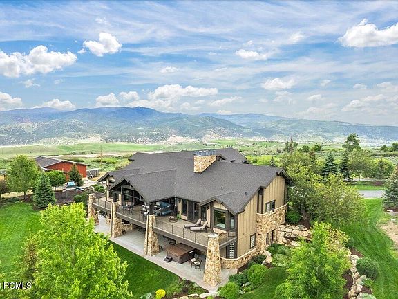 3rd image of 1635 S Big Canyon Ct
