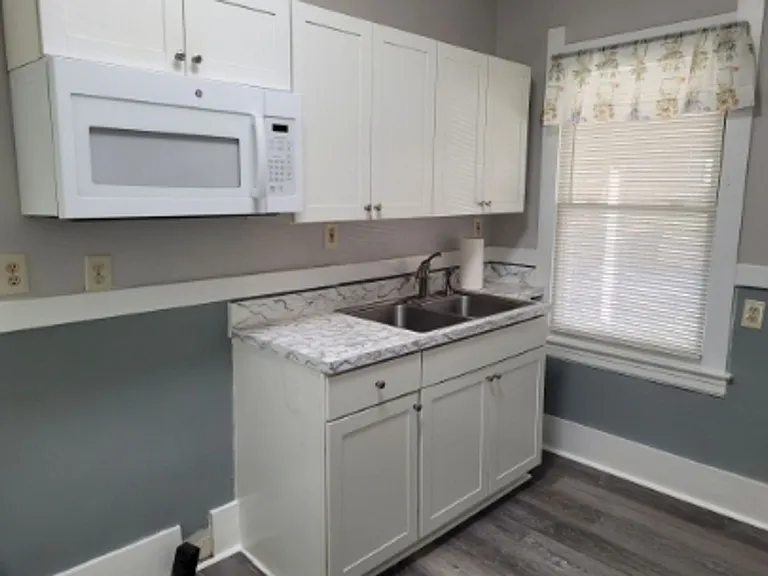 112 Boston Ct — Photo 15