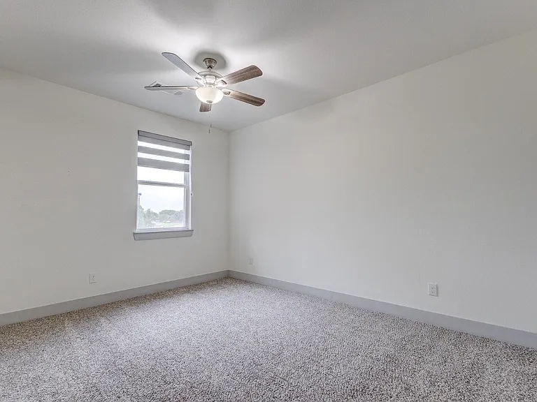 6043 Rivendell Dr — Photo 22
