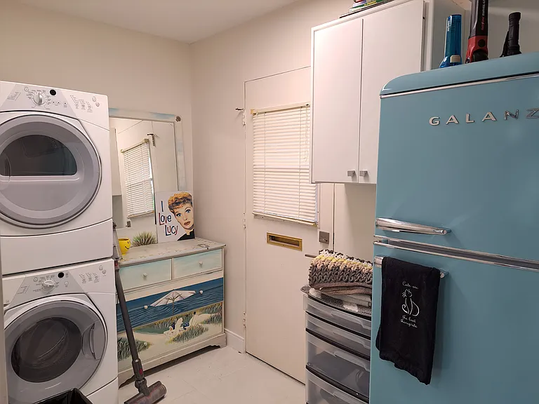 1 Colony Point Dr — Photo 26