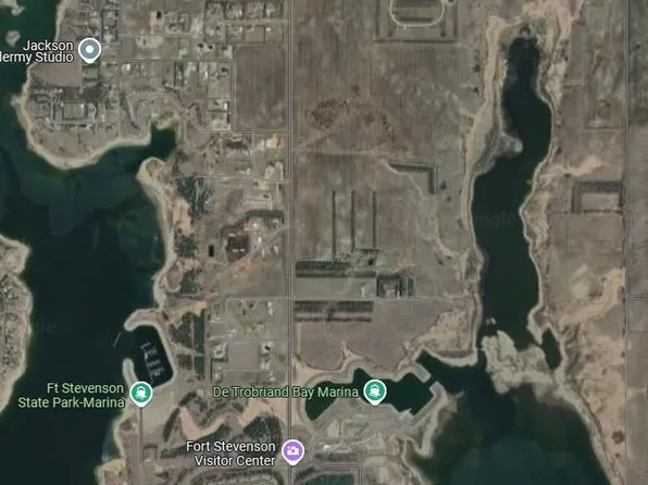 40P Avenue Nw, Garrison, ND 58540