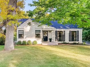 6900 Dallas Rd, Brooklyn Center, MN 55430