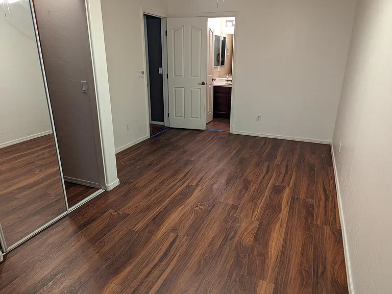 726 N Laguna Dr — Photo 34