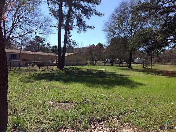 3rd image of 20722 Sunnyland Dr