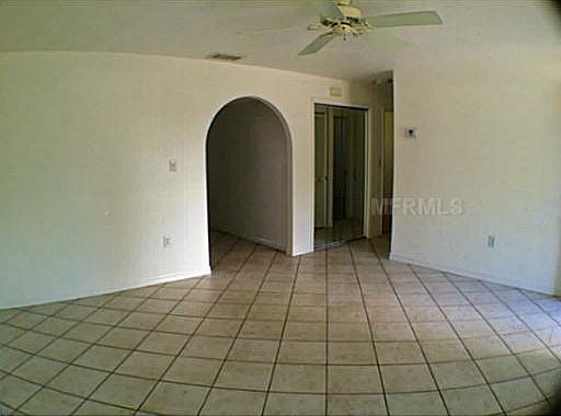 5th image of 915 W Magnolia St