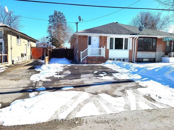61 Longford Dr, Newmarket, ON L3Y 2Y6