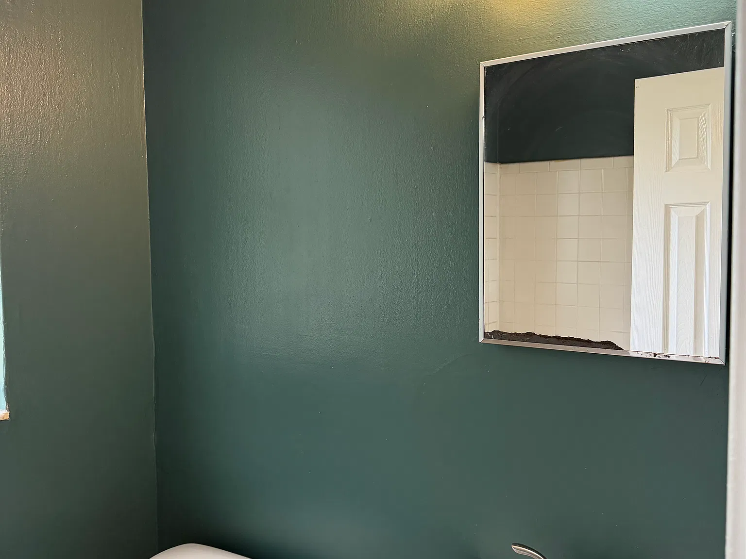 4 bed, 1296 sqft, $2,000 — Photo 4