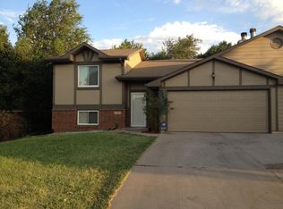 1721 E James St, Derby, KS 67037