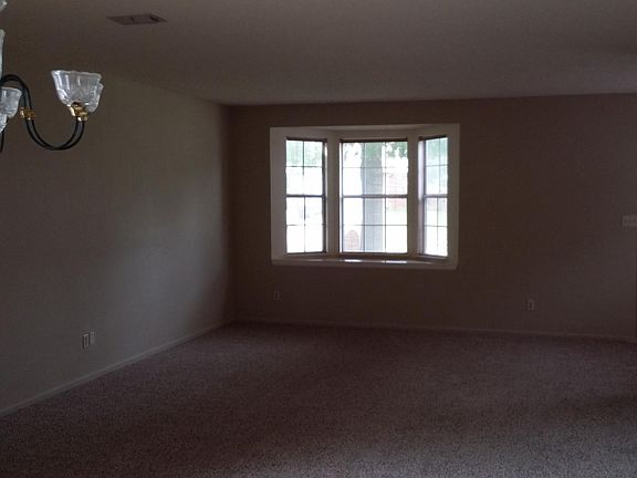 3rd image of 4029 Norcross Dr