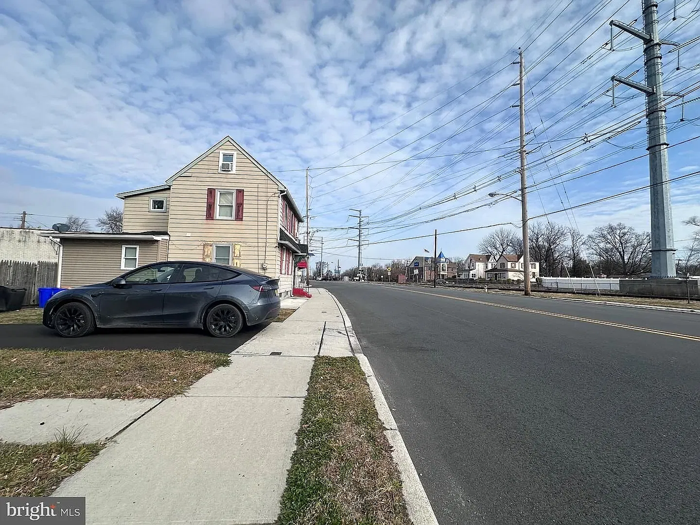 3 bed, 2578 sqft, $4,500 — Photo 3